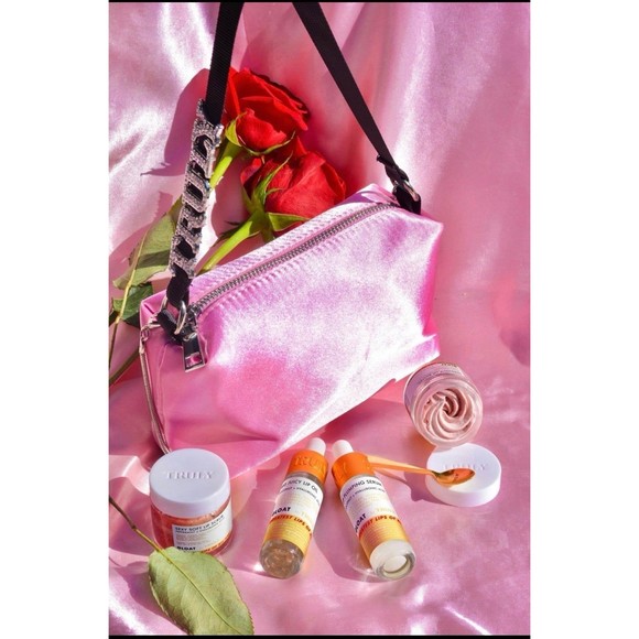 Truly crystal pink rhinestone bag - Picture 3 of 5